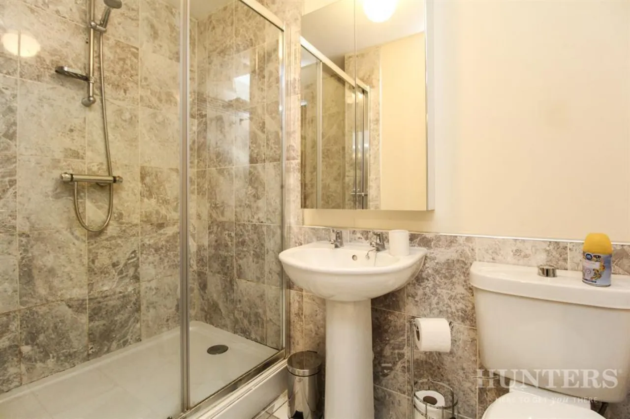 Low Street, Sunderland, SR1, photo 8