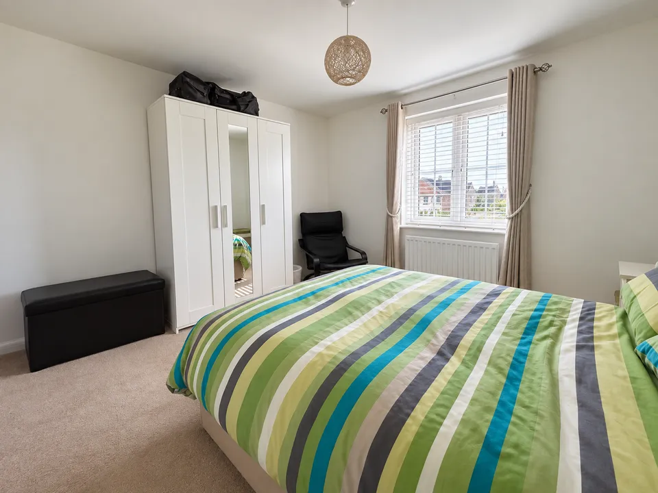 Pearmain Road, Somerton, photo 15