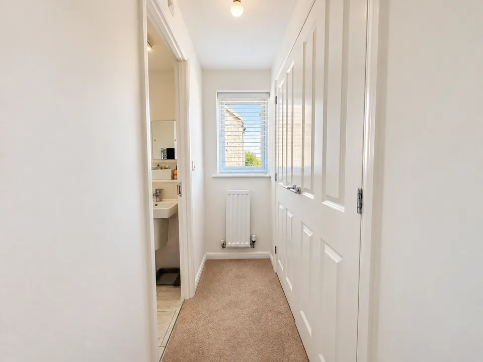 Pearmain Road, Somerton, photo 18
