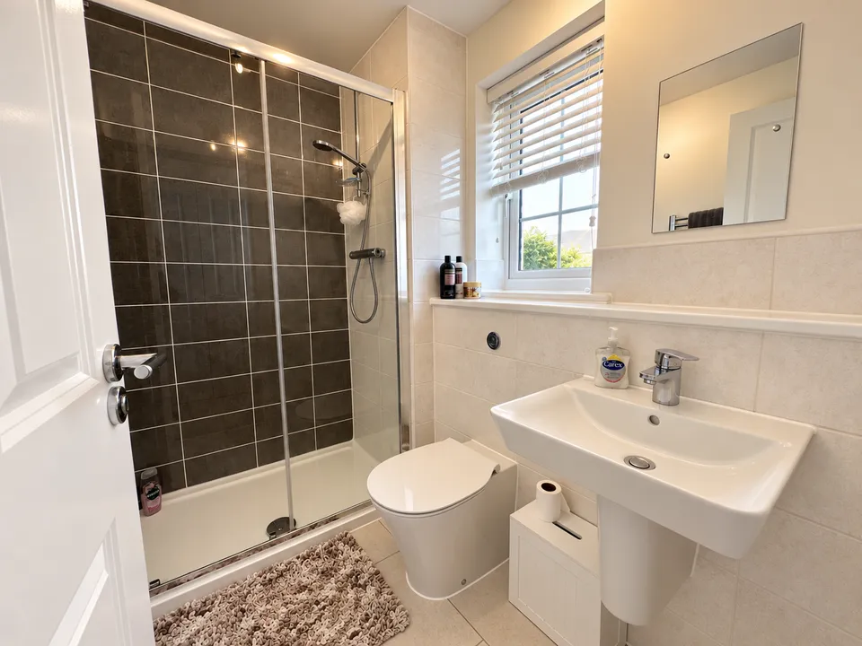 Pearmain Road, Somerton, photo 19