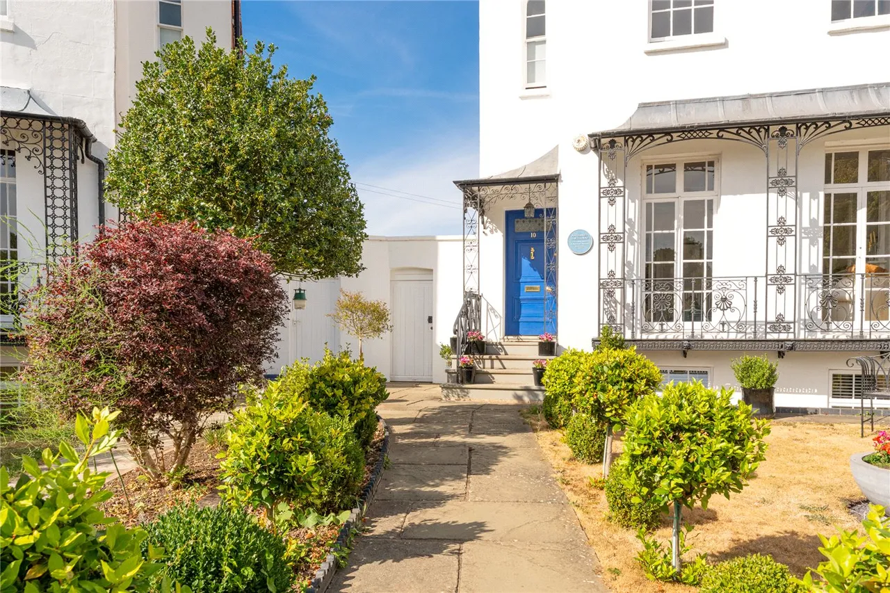 Lansdowne Circus, Leamington Spa, CV32, photo 5