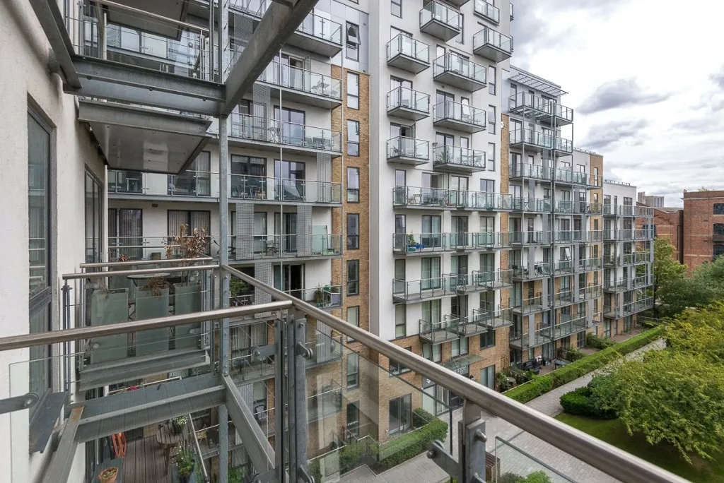 Voysey Square, Bow, E3, photo 7