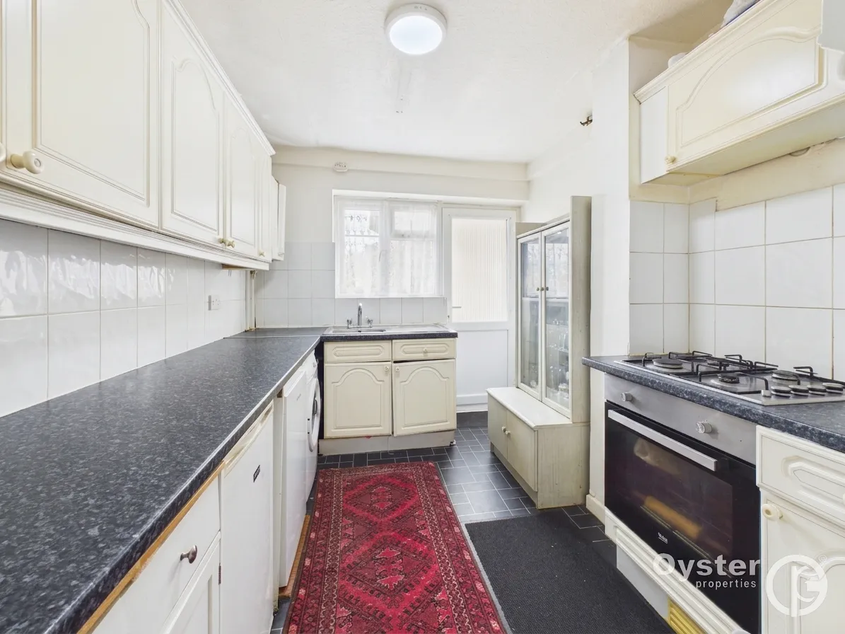 Bishop Ken Road, Harrow, HA3, photo 3