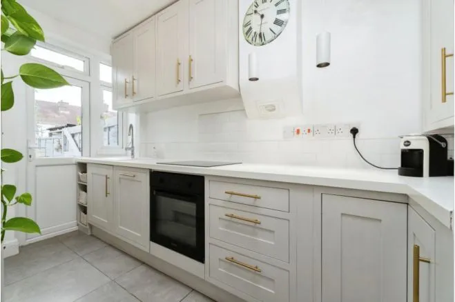 Holmesdale Road, London, photo 6