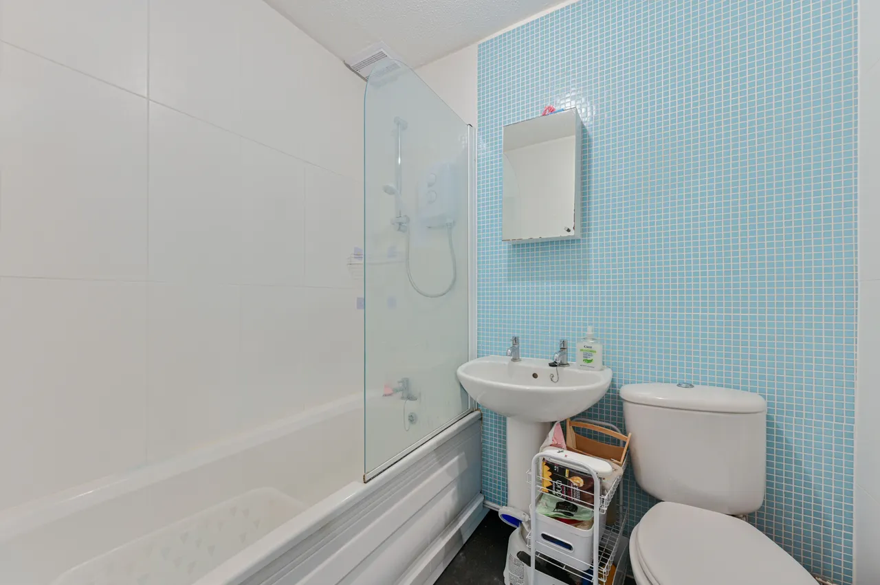11d Wimbledon Park Road, London, photo 5