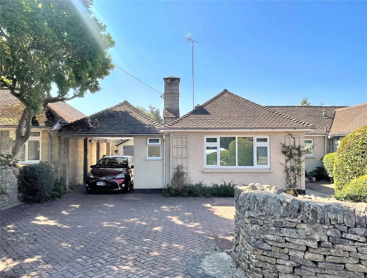 London Road, Cirencester, GL7, photo 18