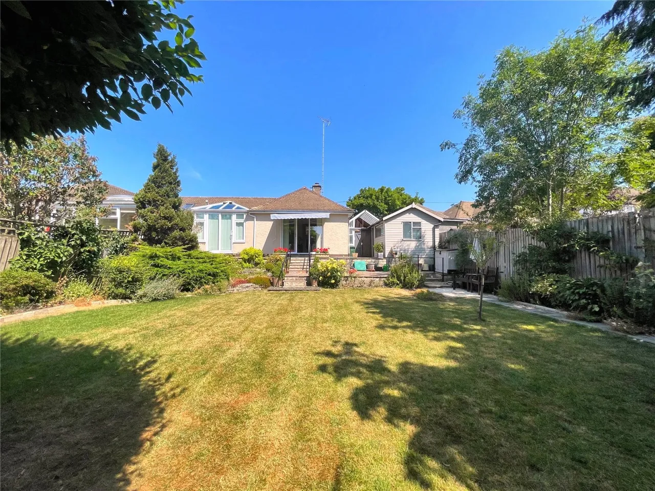 London Road, Cirencester, GL7, photo 4