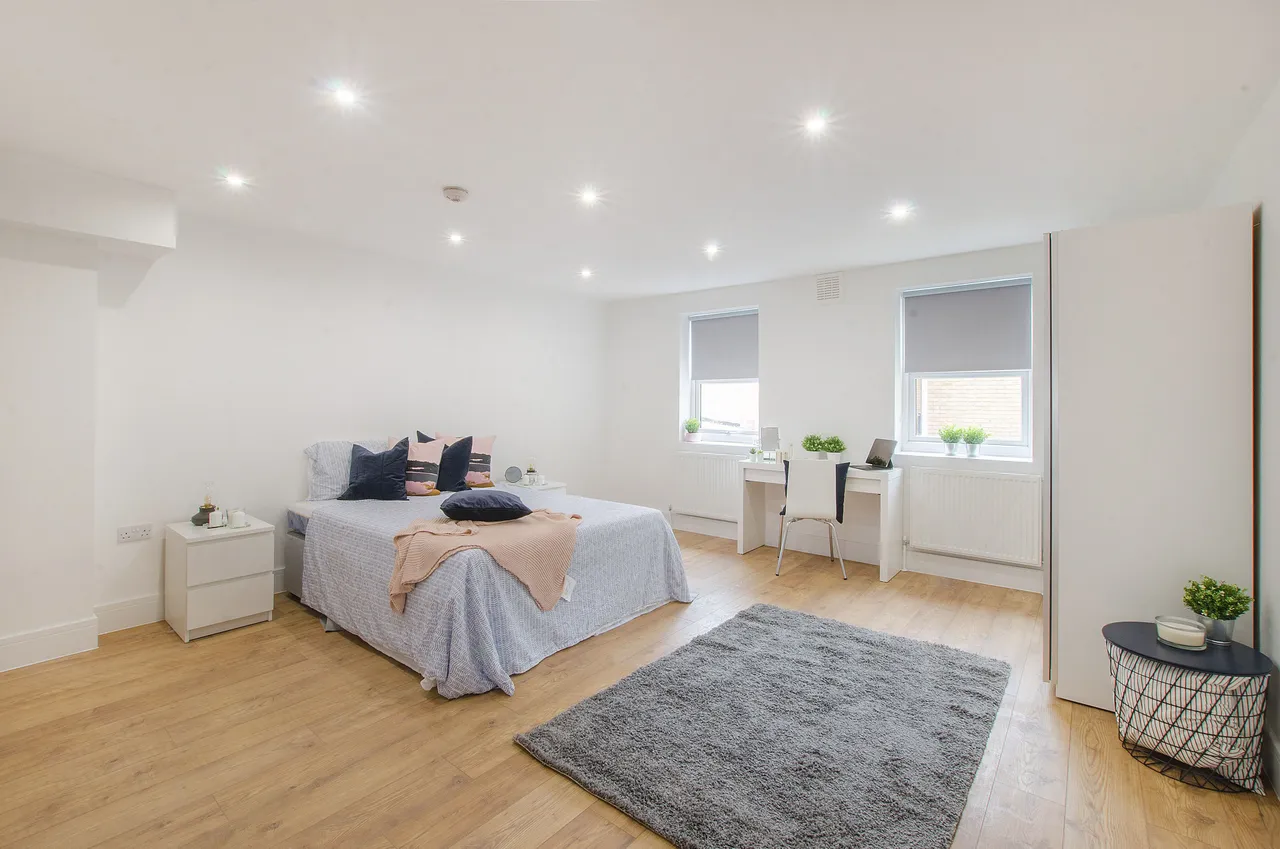 Flat 1, 138-142 Camberwell Road, London, photo 3