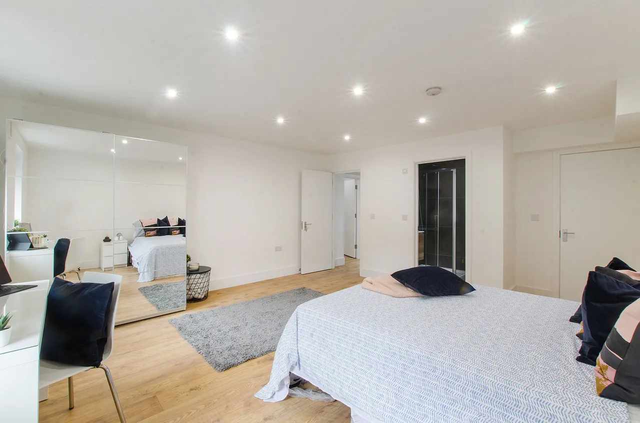 Flat 1, 138-142 Camberwell Road, London, photo 10