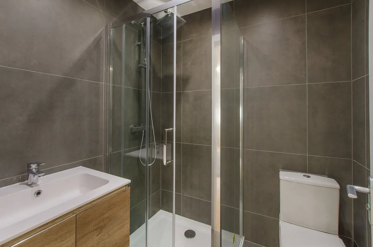 Flat 1, 138-142 Camberwell Road, London, photo 11