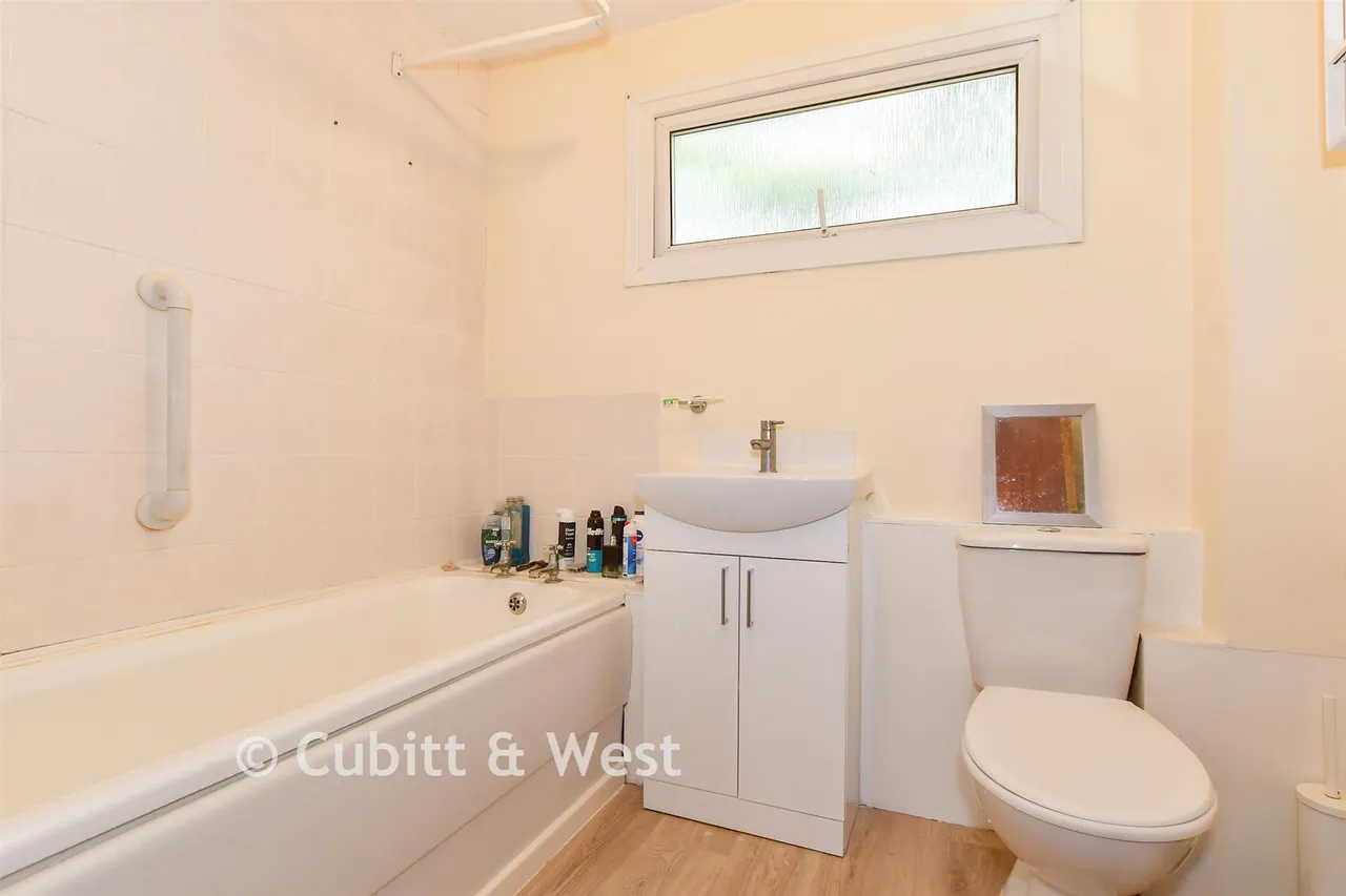 Berstead Walk, Bewbush, RH11, photo 10