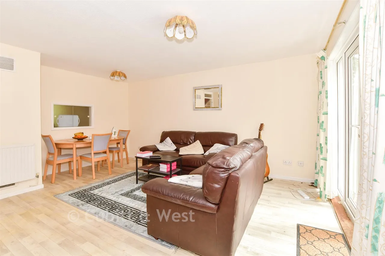 Berstead Walk, Bewbush, RH11, photo 3