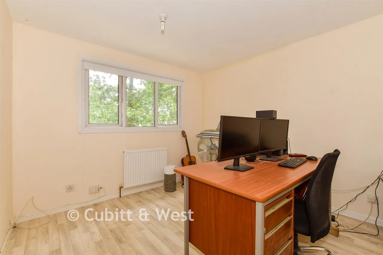 Berstead Walk, Bewbush, RH11, photo 8