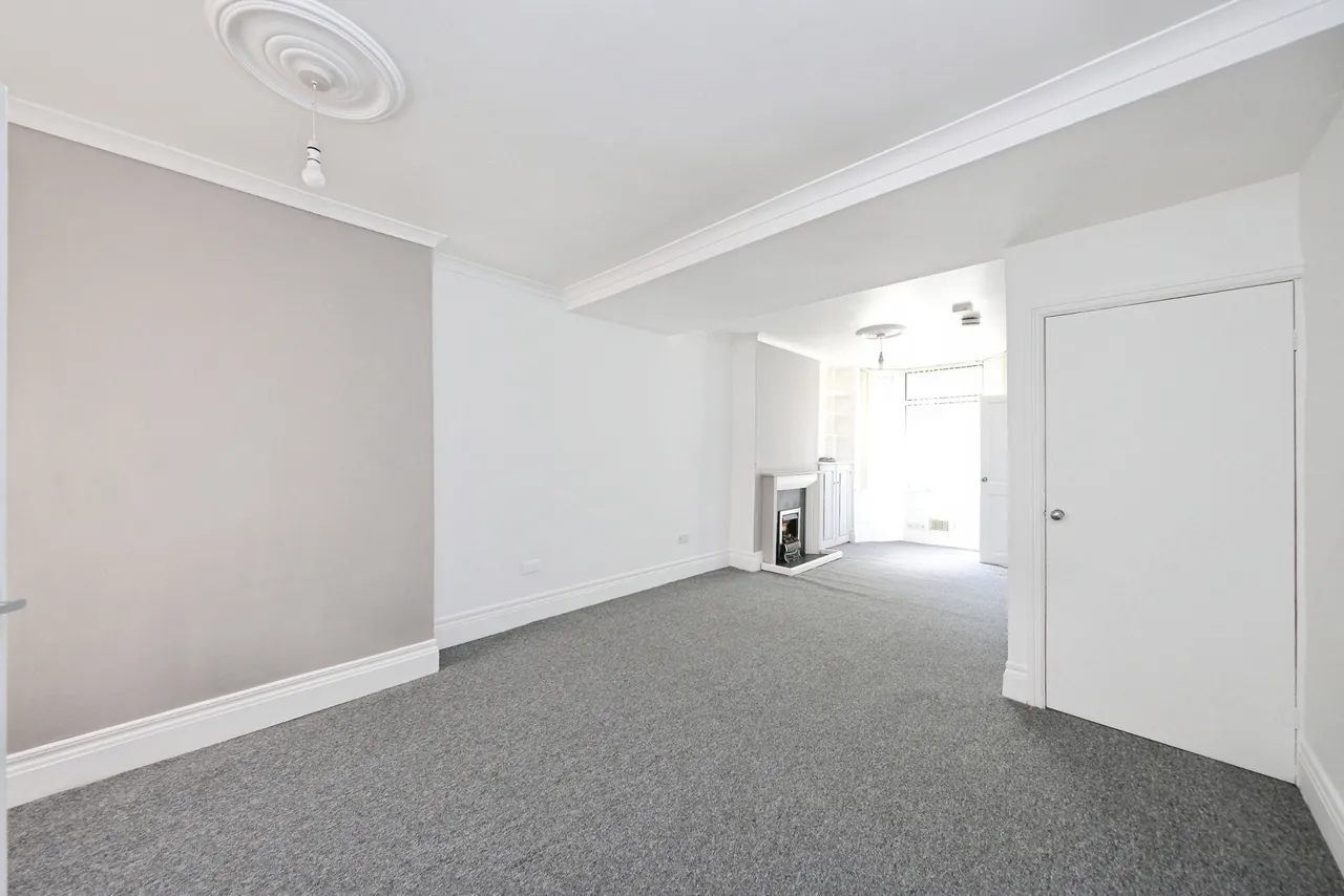 Leeming Lane South, Mansfield Woodhouse, Mansfield, Nottinghamshire, NG19, photo 5