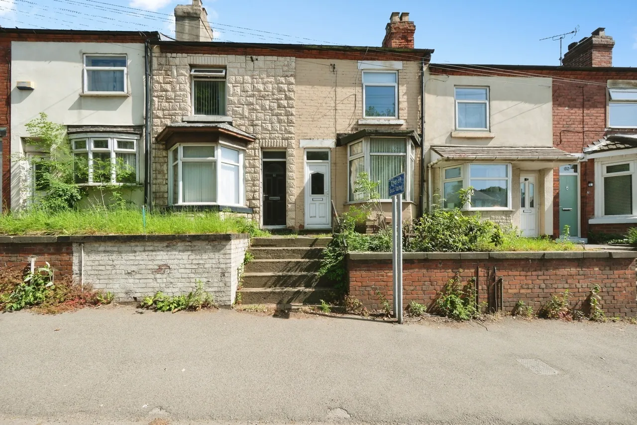 3 bed house for sale — Leeming Lane South, Mansfield Woodhouse, Mansfield, Nottinghamshire, NG19