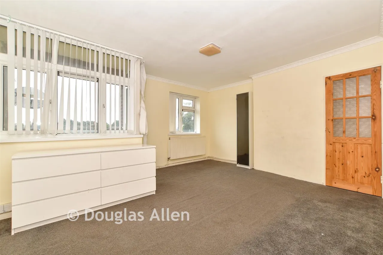 Dyson Road, London, E11, photo 4