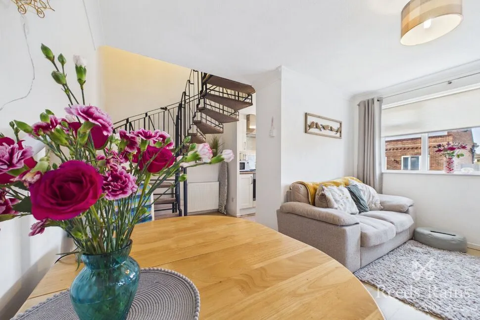 Gresley Court, York, North Yorkshire, YO26, photo 8