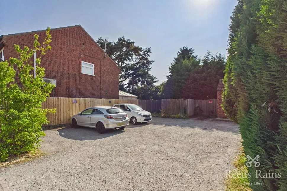 Gresley Court, York, North Yorkshire, YO26, photo 6