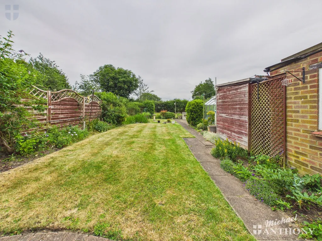 Brudenell Drive, Stoke Mandeville, Aylesbury, HP22 5UR, photo 13