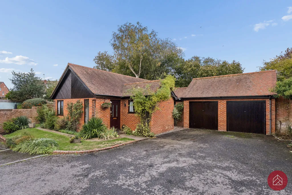 3 bed house for sale, Oxford Road, Garsington, OX44