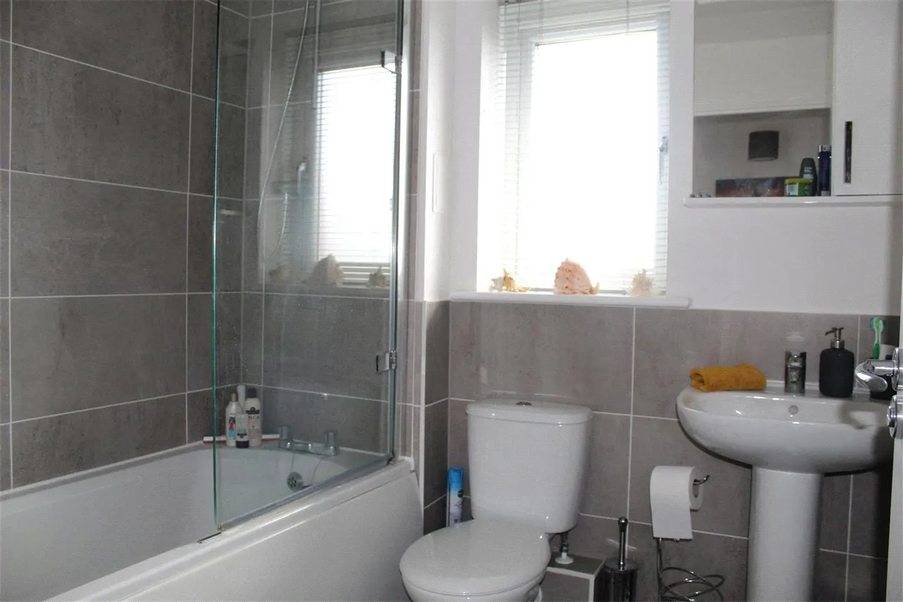 Darwin Avenue, Dartford, DA1, photo 3