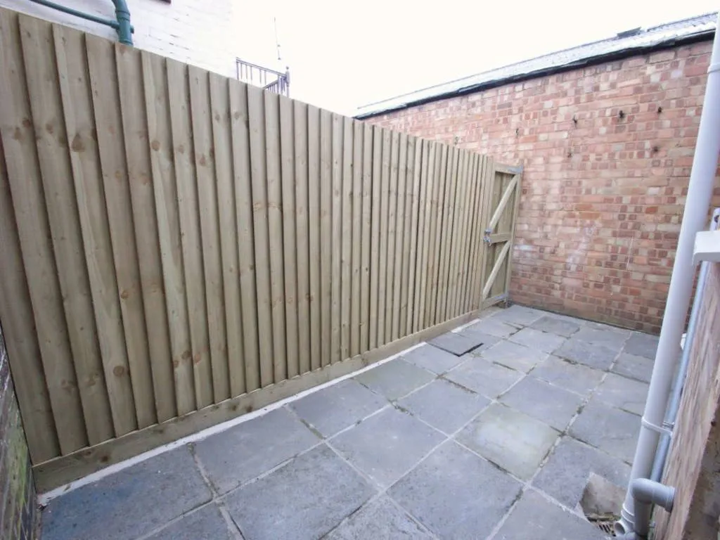 William Street, Rugby, Warwickshire, CV21 3HA, photo 7