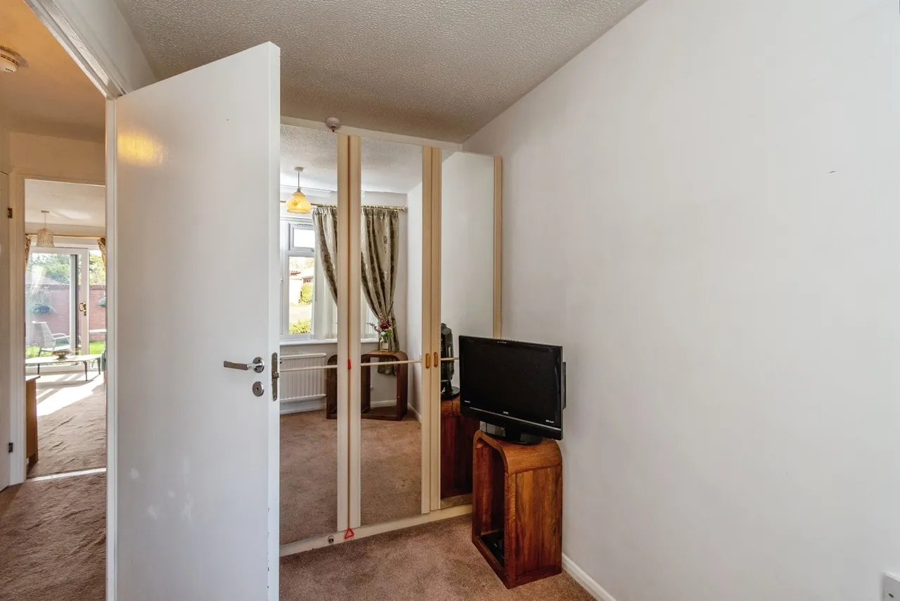 Remington Drive, Cannock, WS11, photo 10