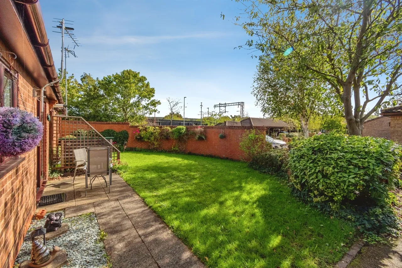 Remington Drive, Cannock, WS11, photo 15
