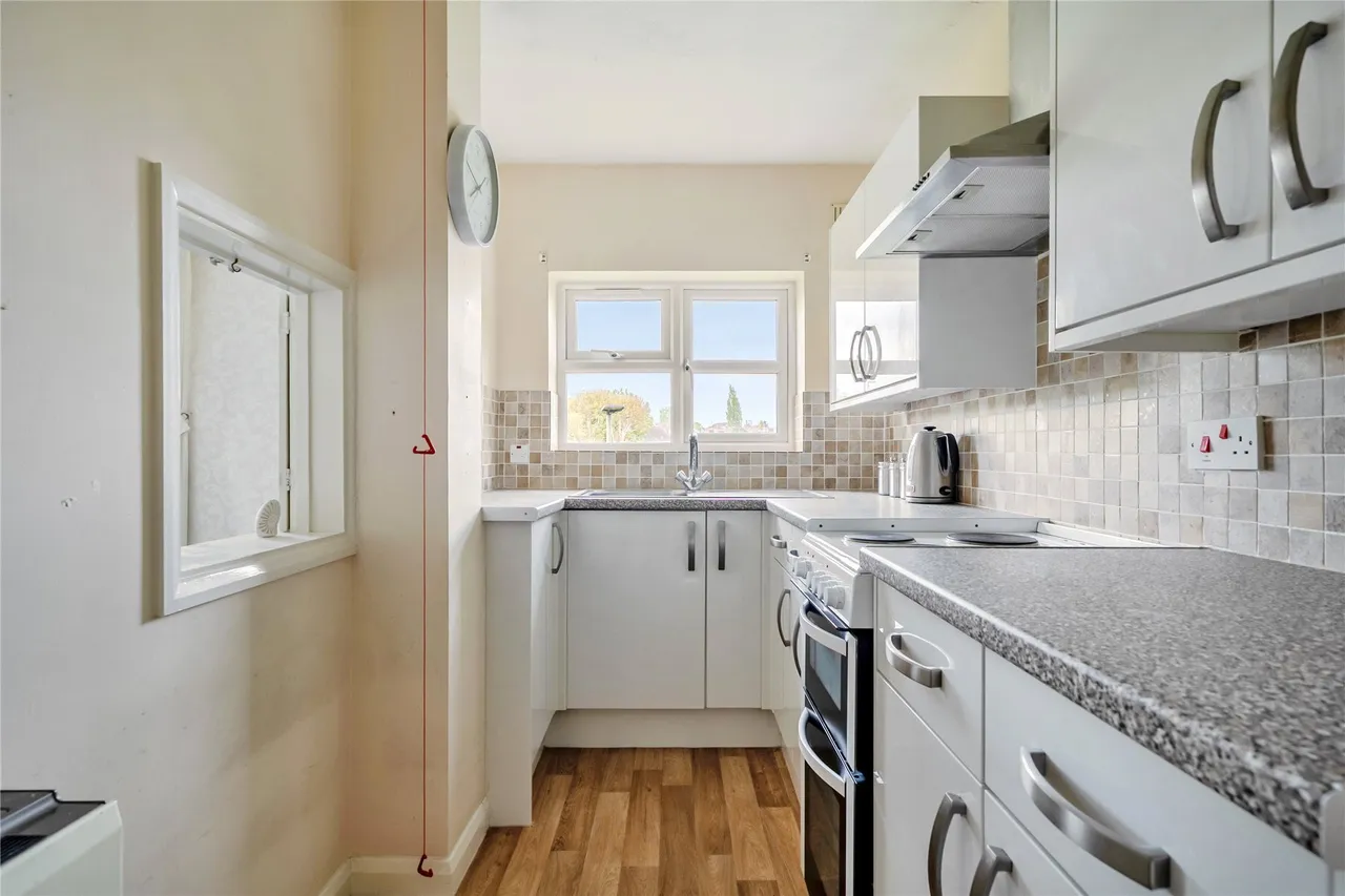 Glebe Way, West Wickham, BR4, photo 2