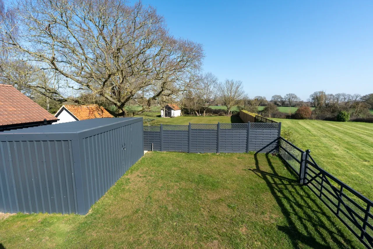 Bures Road, West Bergholt, CO6, photo 32