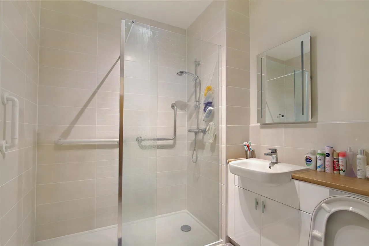 Chantry Drive, Filey, YO14, photo 5