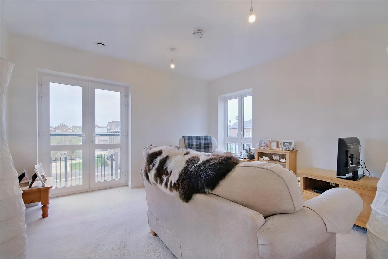 Chantry Drive, Filey, YO14, photo 2