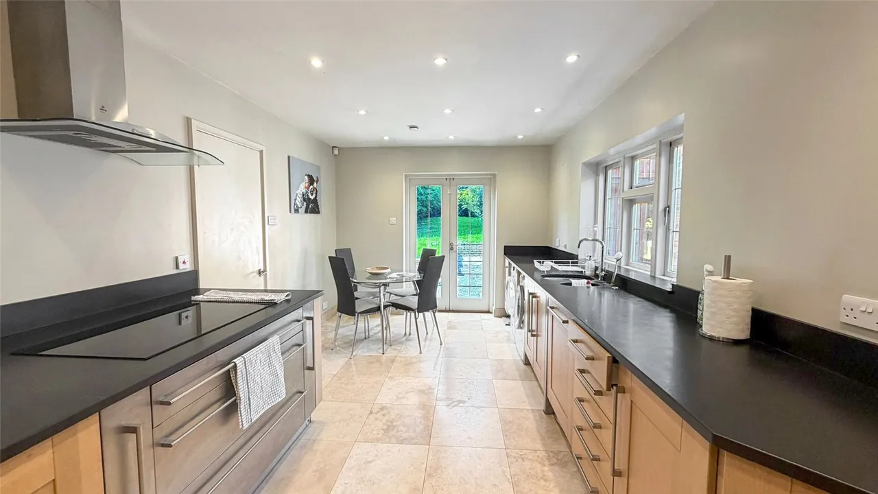 Covert Way, Hadley Wood, EN4 0LT, photo 6