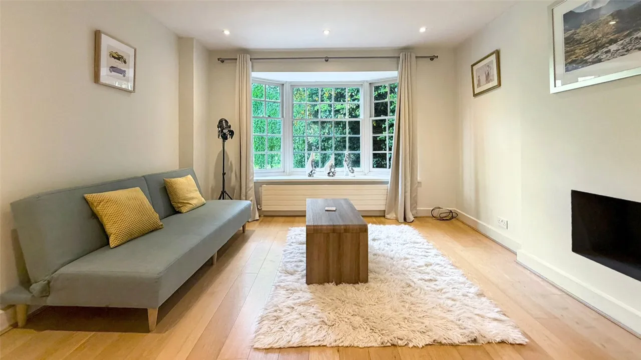 Covert Way, Hadley Wood, EN4 0LT, photo 10