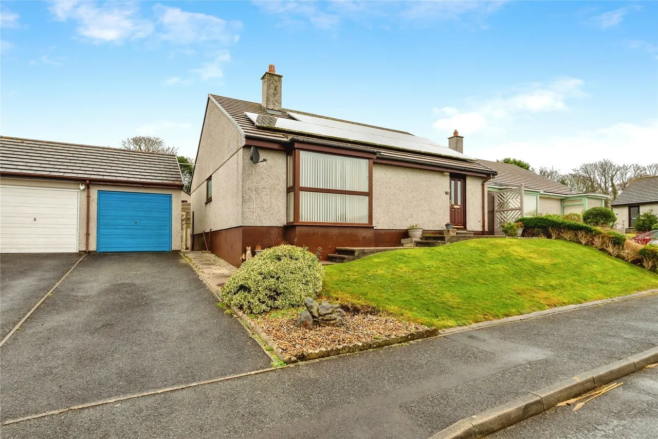 3 bed house for sale, Valley Close, Truro, TR1