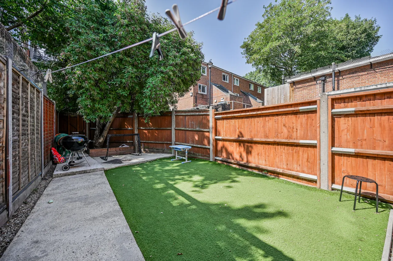 40 Howard Road, London, photo 8