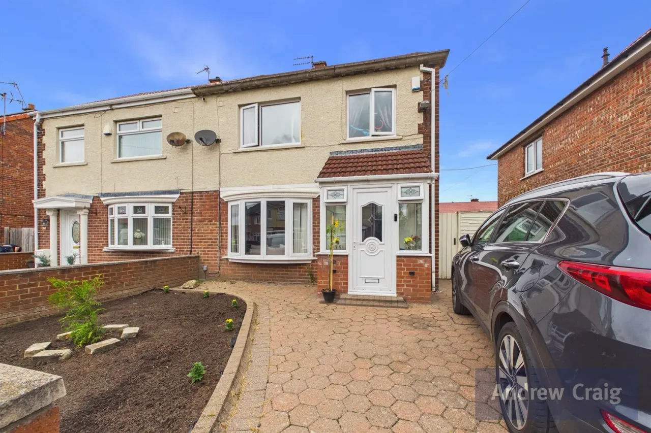 3 bed house for sale, Fife Avenue, Jarrow, NE32