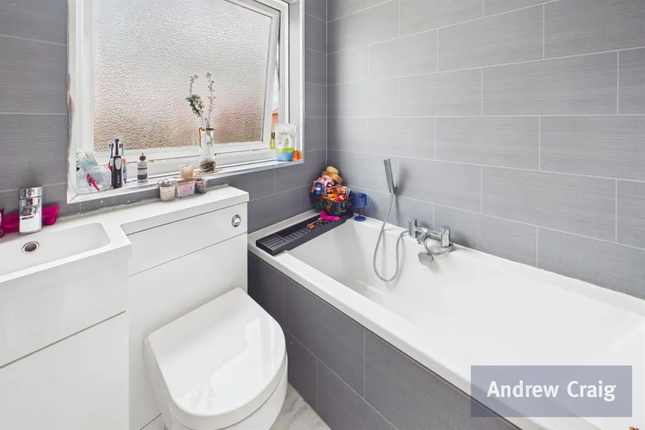 Fife Avenue, Jarrow, NE32, photo 9