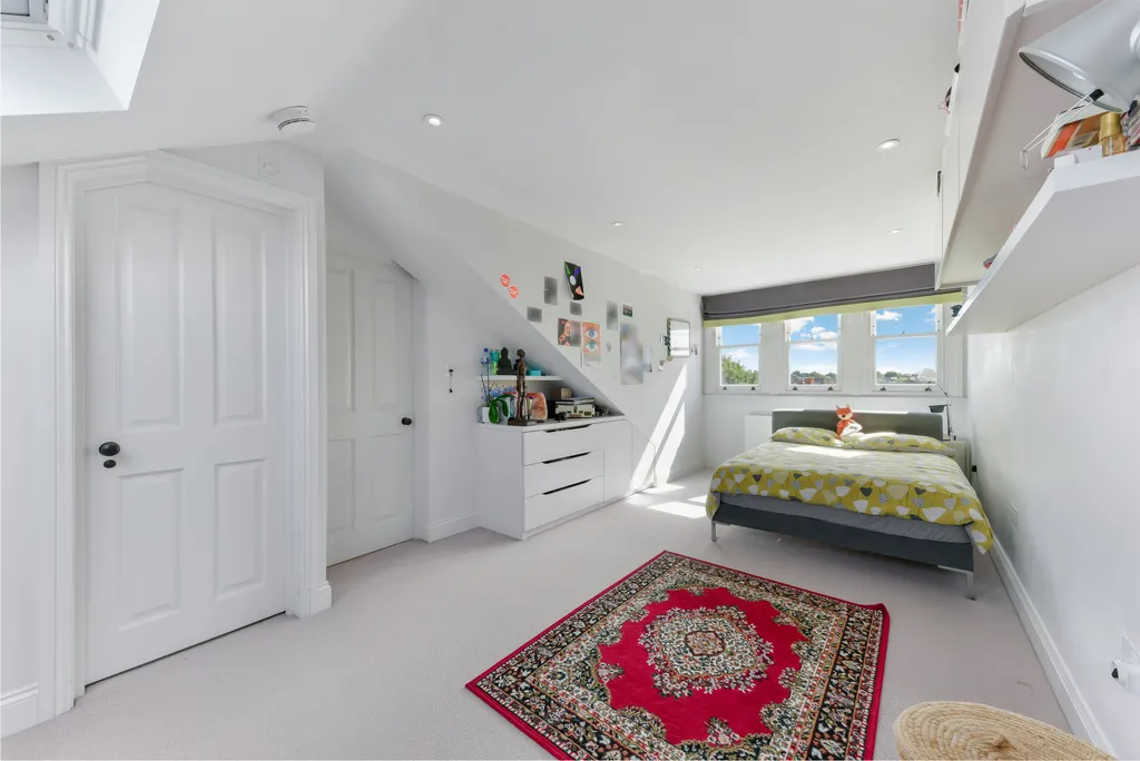 Rosehill Road, London, SW18, photo 9