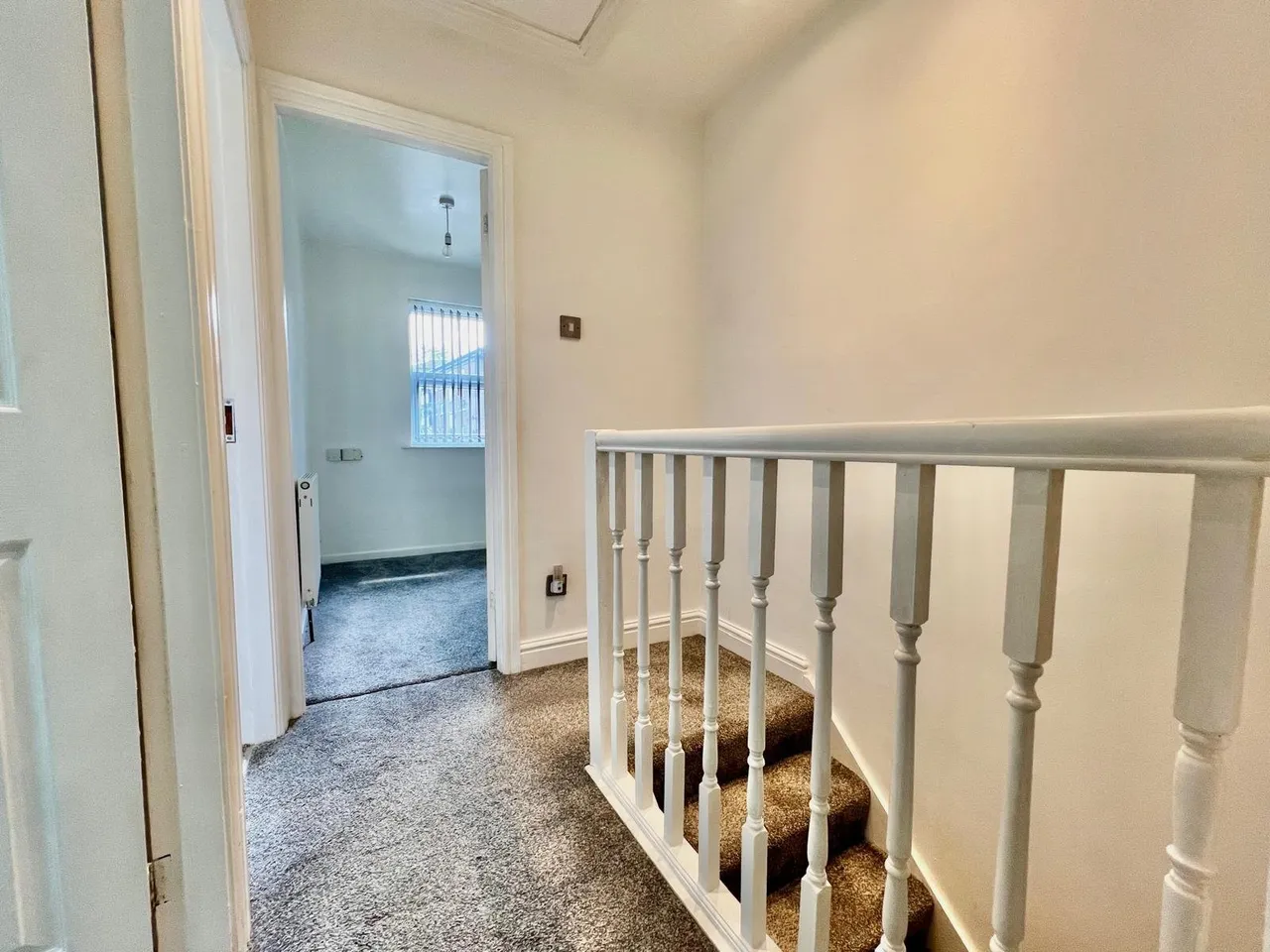 Low Lane, Horsforth, LS18, photo 12