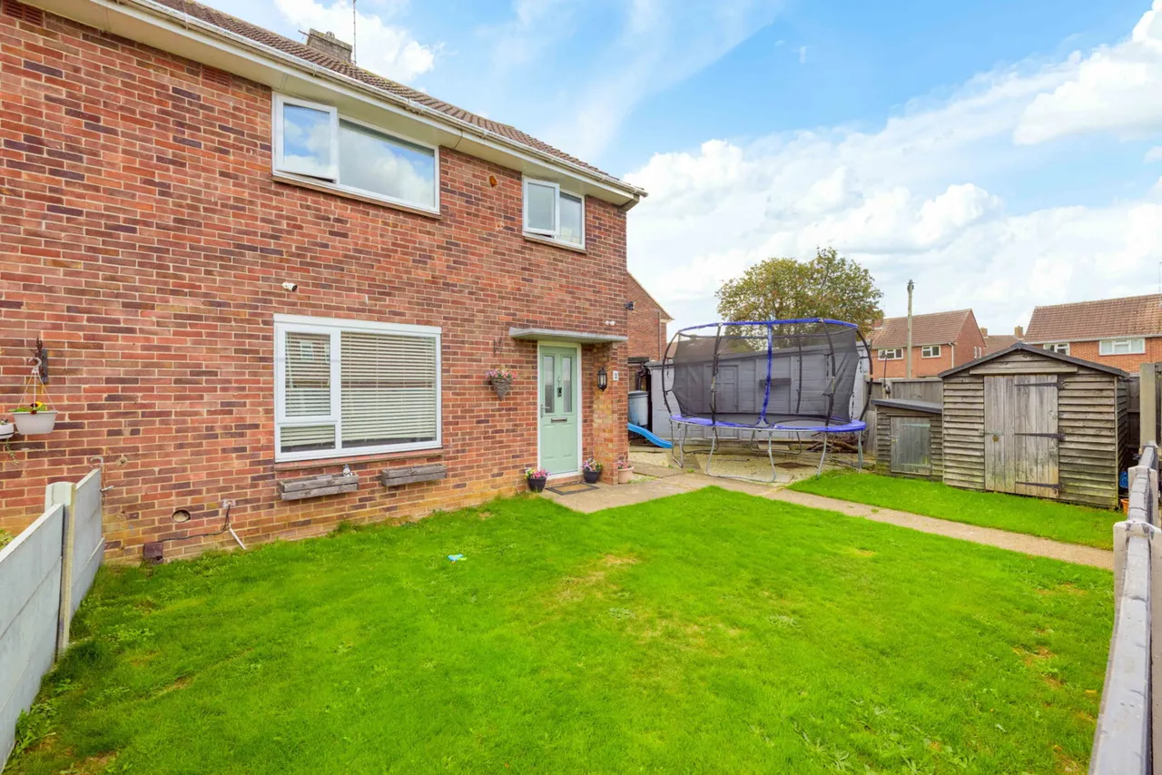 3 bed house for sale, Christchurch Road, Grantham