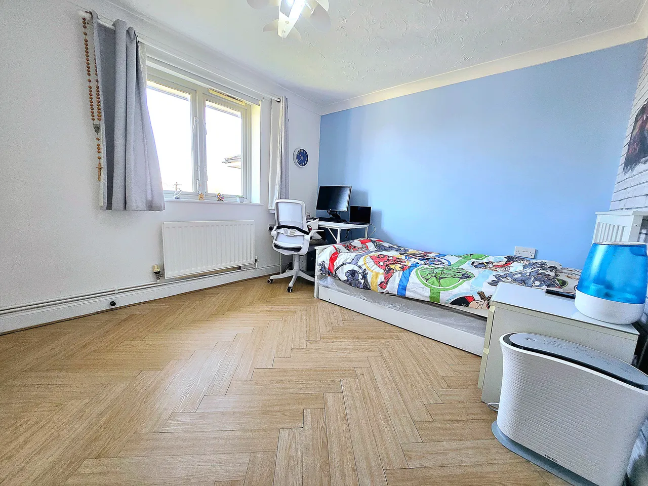 Owen Close, Northolt, UB5, photo 6