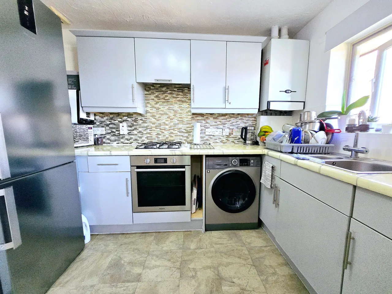Owen Close, Northolt, UB5, photo 4