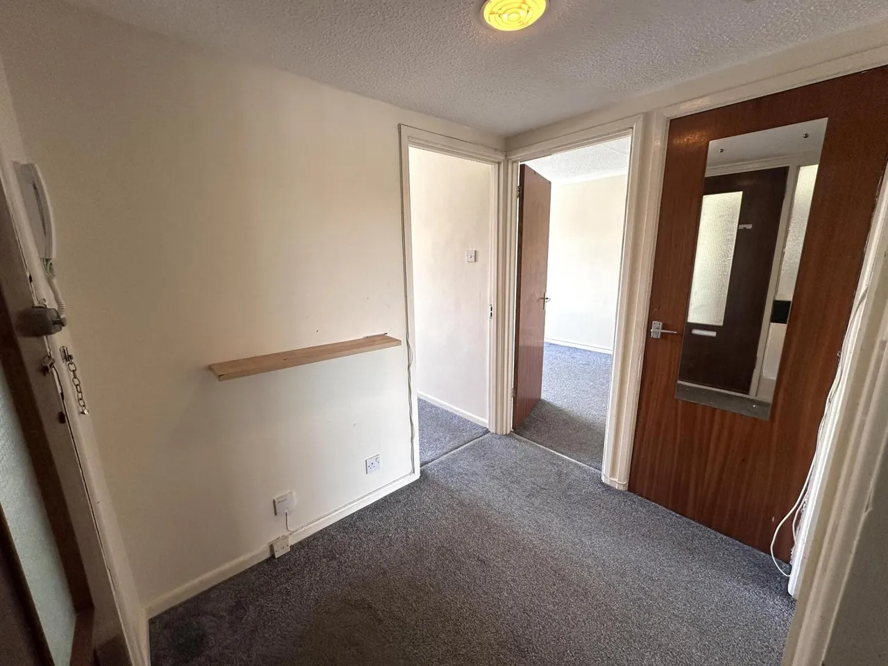 Off Old Bedford Rd, Luton, LU2, photo 9