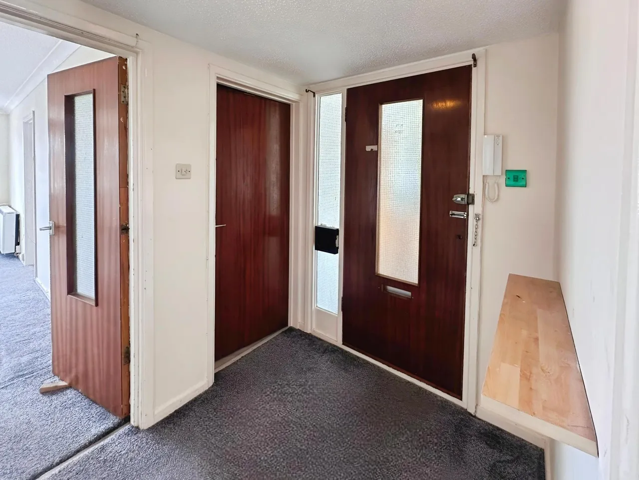 Off Old Bedford Rd, Luton, LU2, photo 10