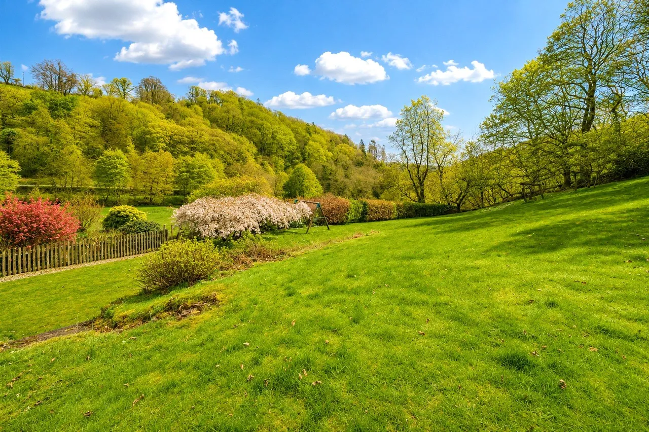Dulverton, Somerset, photo 23