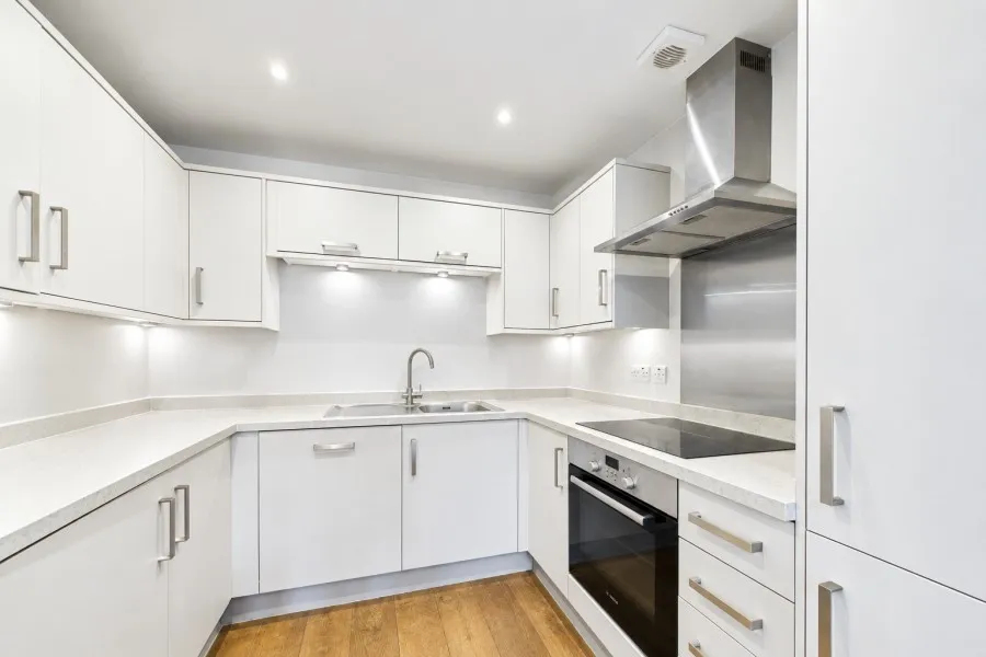 Cedar House, Frimley, GU16, photo 4