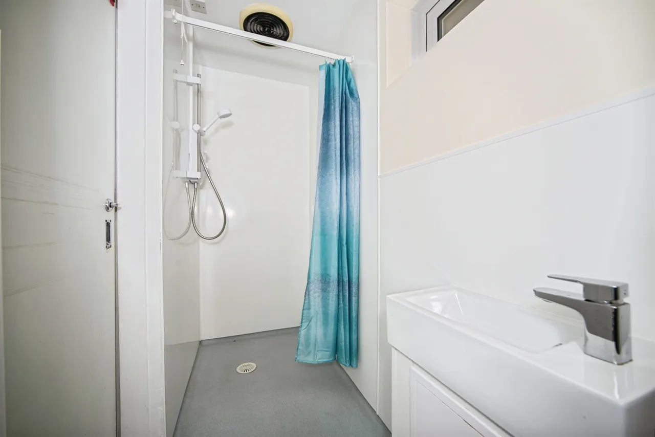 Newlands Crescent, Ruishton, TA3, photo 15