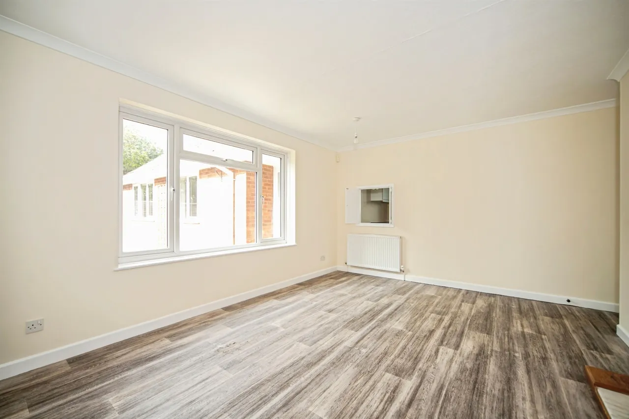 Newlands Crescent, Ruishton, TA3, photo 3