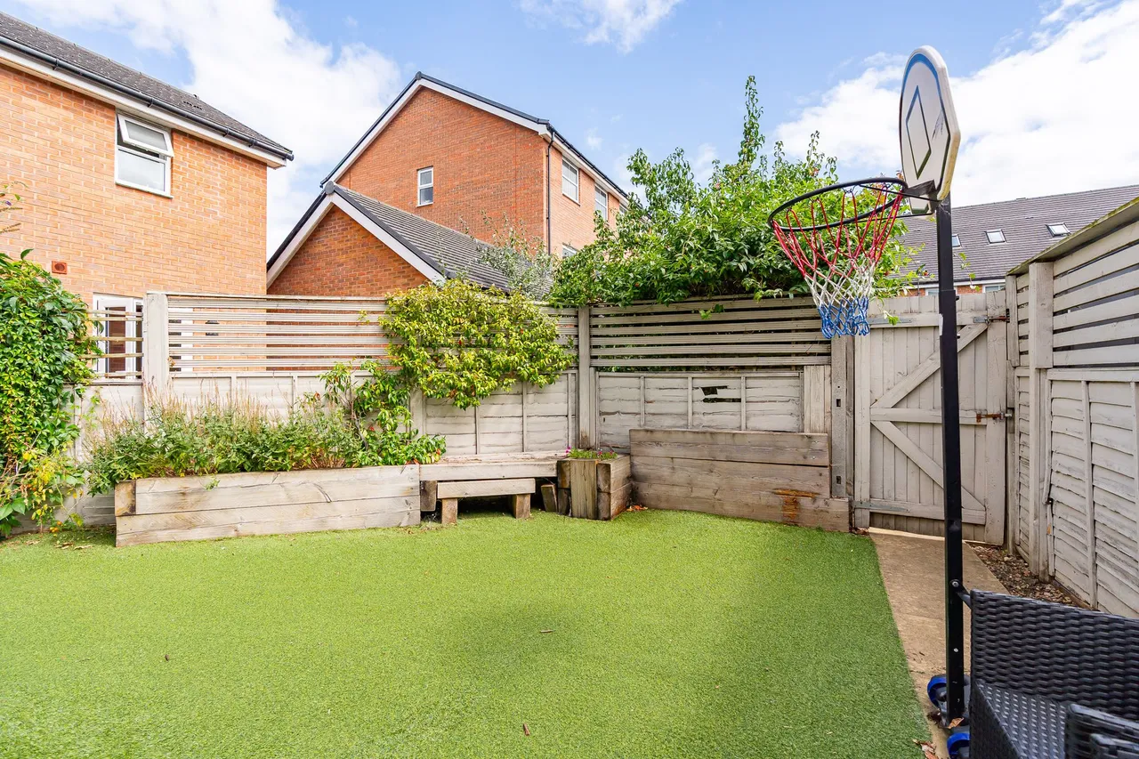Plaxton Way, Ware, SG12 7FB, photo 8